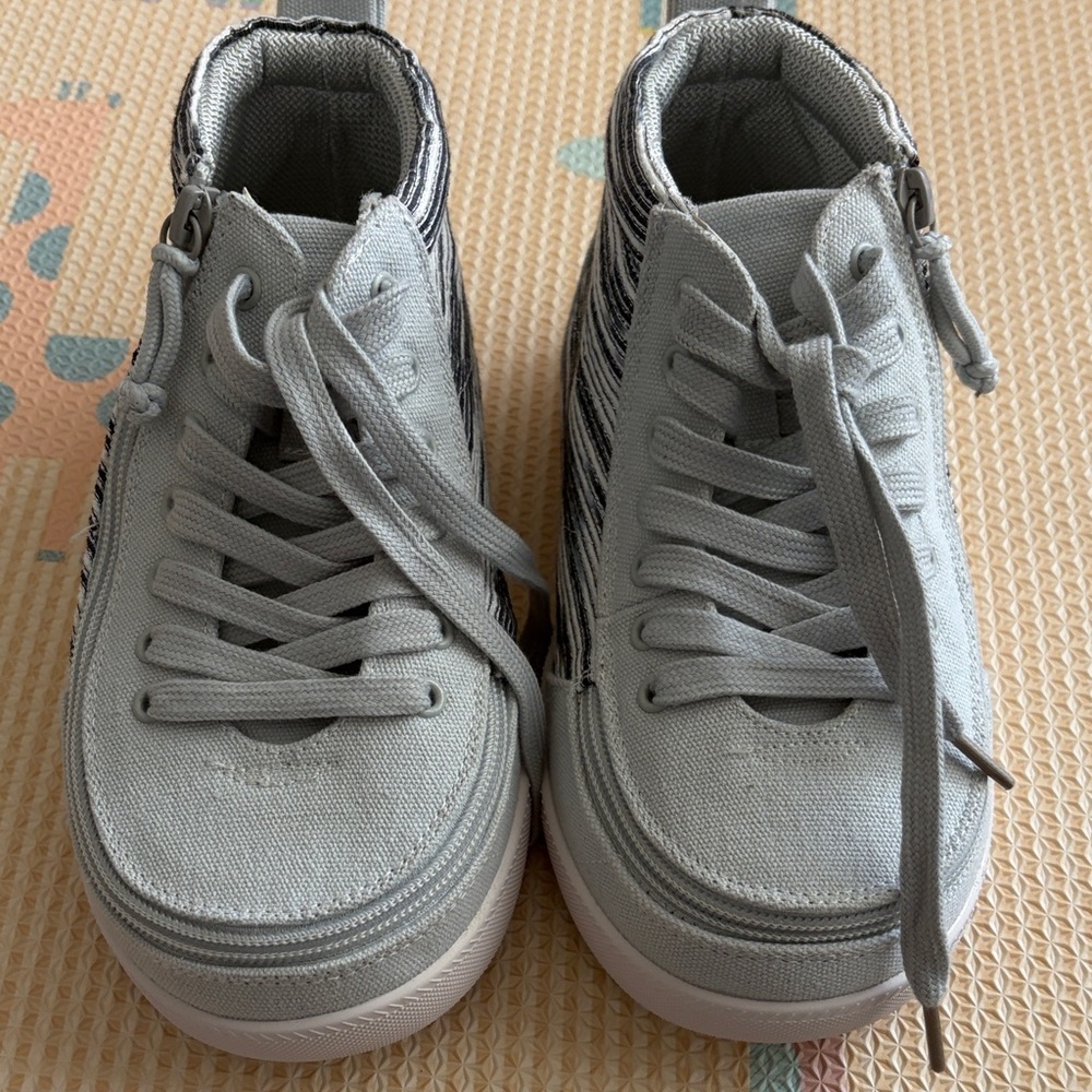 Billie’s Gray High-Top Sneakers